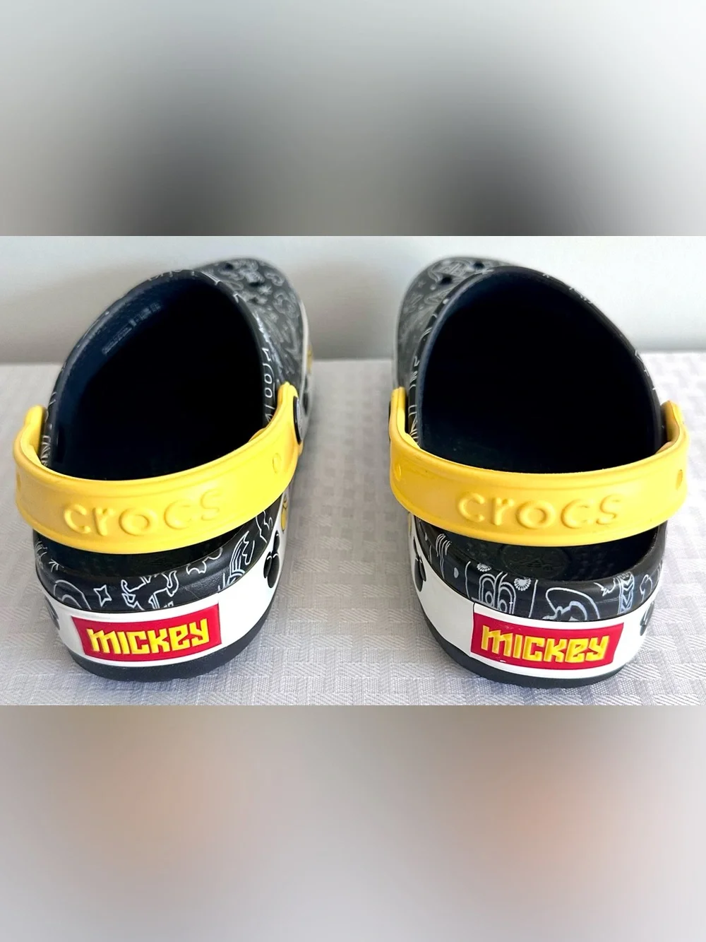 Disney Mickey Mouse Light Up Crocs Kids C13 Black Yellow Graphic Clogs